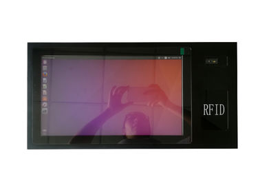 ワイドスクリーンの15.6は利用できる産業タッチ パネルのPC RFID QR Cordeの走査器3Gをじりじり動かします