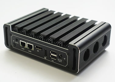 アルミニウム物質的な産業小型PC Intel i3 6100Uは港中心2.3GHz 2 LAN二倍になります